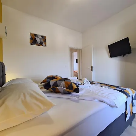 Apartment Fuer 4 Personen Ca 35 Qm In Banjole, Istrien Istrische Riviera *