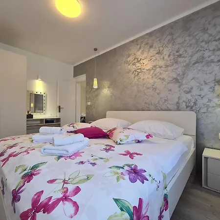 Fuer 4 Personen Ca 35 Qm In Banjole, Istrien Istrische Riviera Apartment